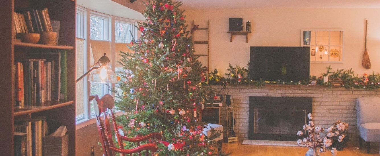 Choosing the Right Christmas Tree and Ornaments